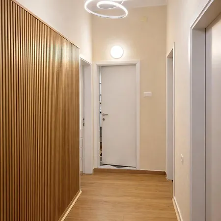Urban Nest Апартаменты Тирана